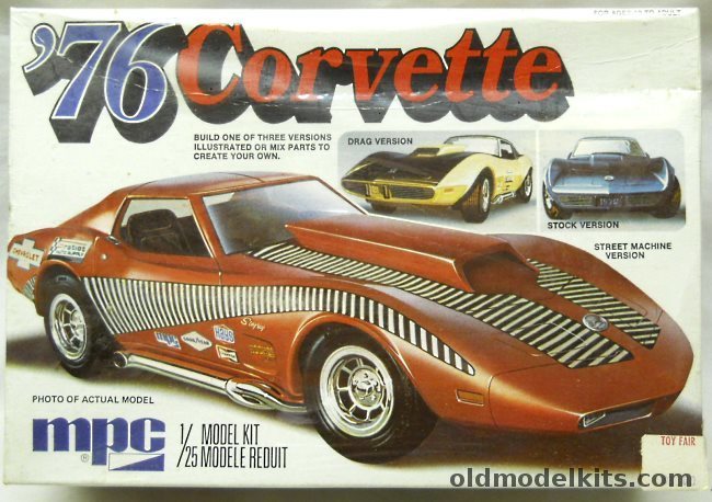 MPC 1/25 1976 Chevrolet Corvette - Stock / Drag / Street Machine, 1-7605 plastic model kit